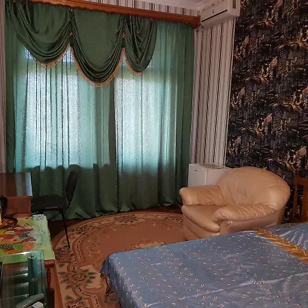 Homestay In On Panteleimonivs'ka Street *